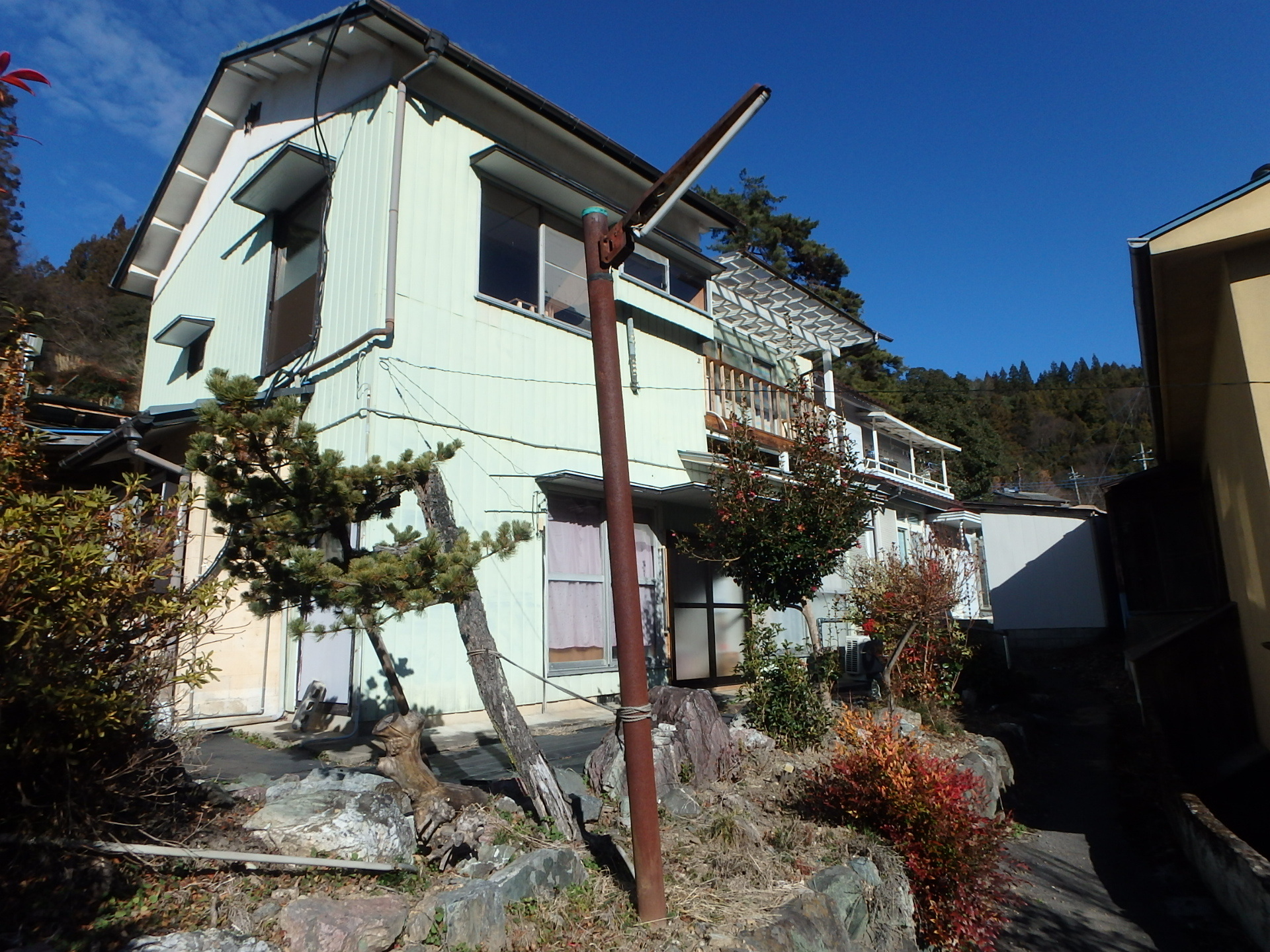 2階建ての物件の写真